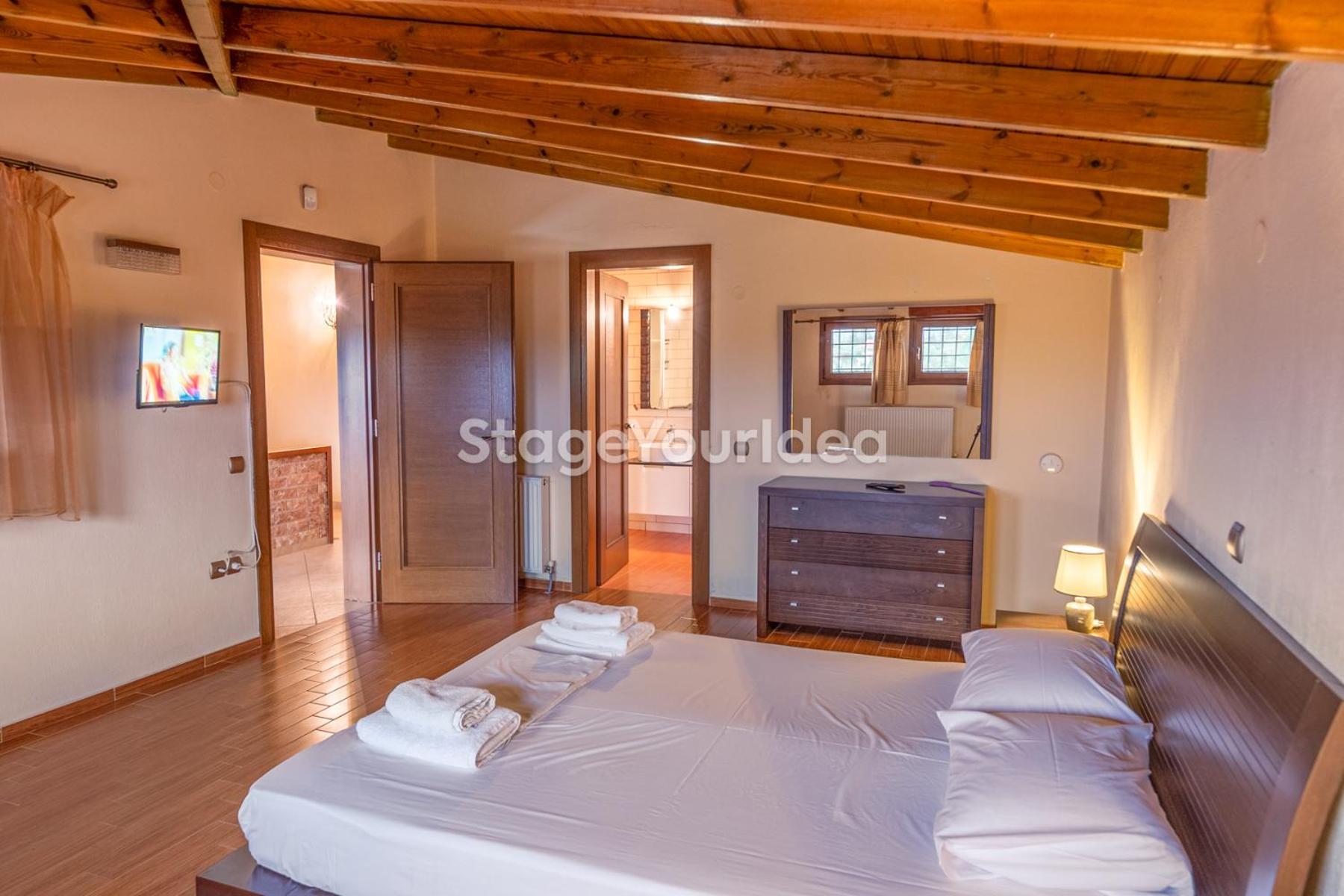 Luxury Appartment, Only 7 Minutes From Thessaloniki Airport And 15 Minutes From City Center ,For 8-23 People Also For Gatherings And Parties Neon Rysion Εξωτερικό φωτογραφία