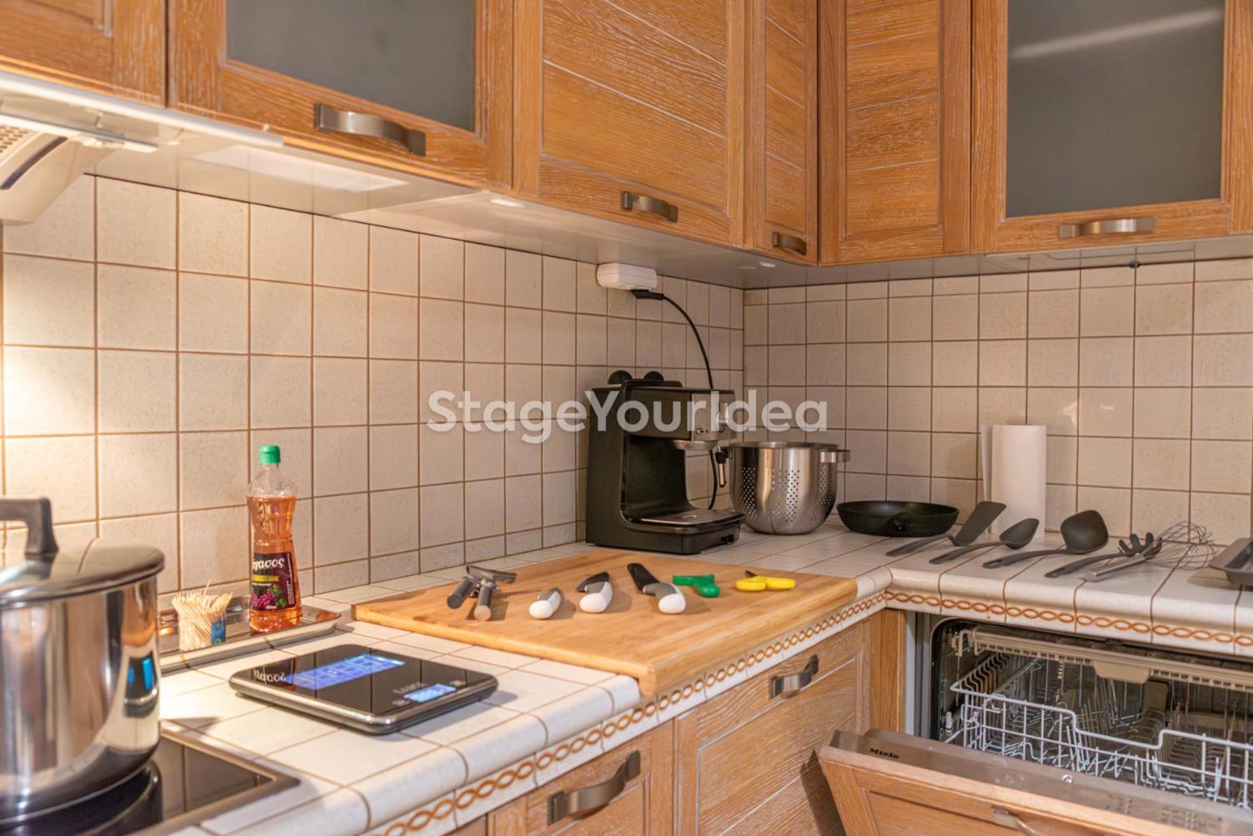Luxury Appartment, Only 7 Minutes From Thessaloniki Airport And 15 Minutes From City Center ,For 8-23 People Also For Gatherings And Parties Neon Rysion Εξωτερικό φωτογραφία