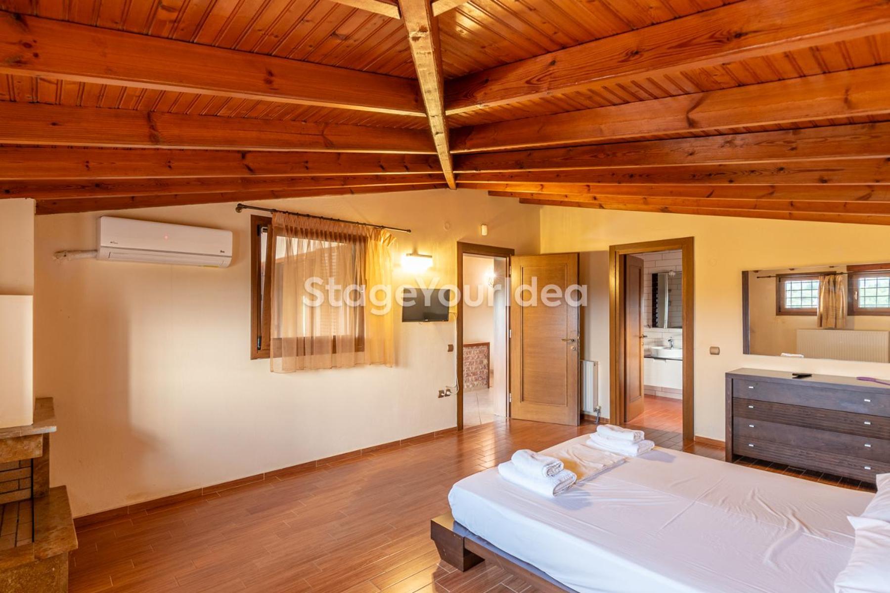 Luxury Appartment, Only 7 Minutes From Thessaloniki Airport And 15 Minutes From City Center ,For 8-23 People Also For Gatherings And Parties Neon Rysion Εξωτερικό φωτογραφία